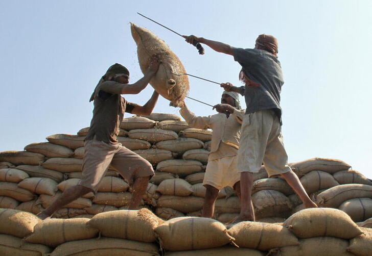 Reuters reveals Indian rice traders stop new export deals as freight train shortage blocks shipments